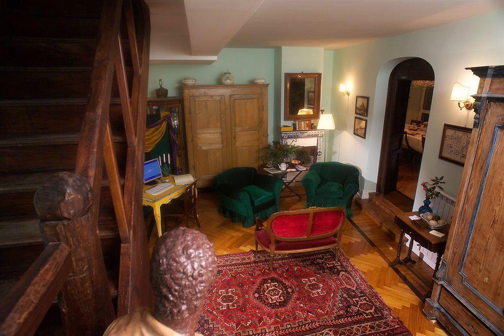 Bed and breakfast Arco Dei Tolomei 2*