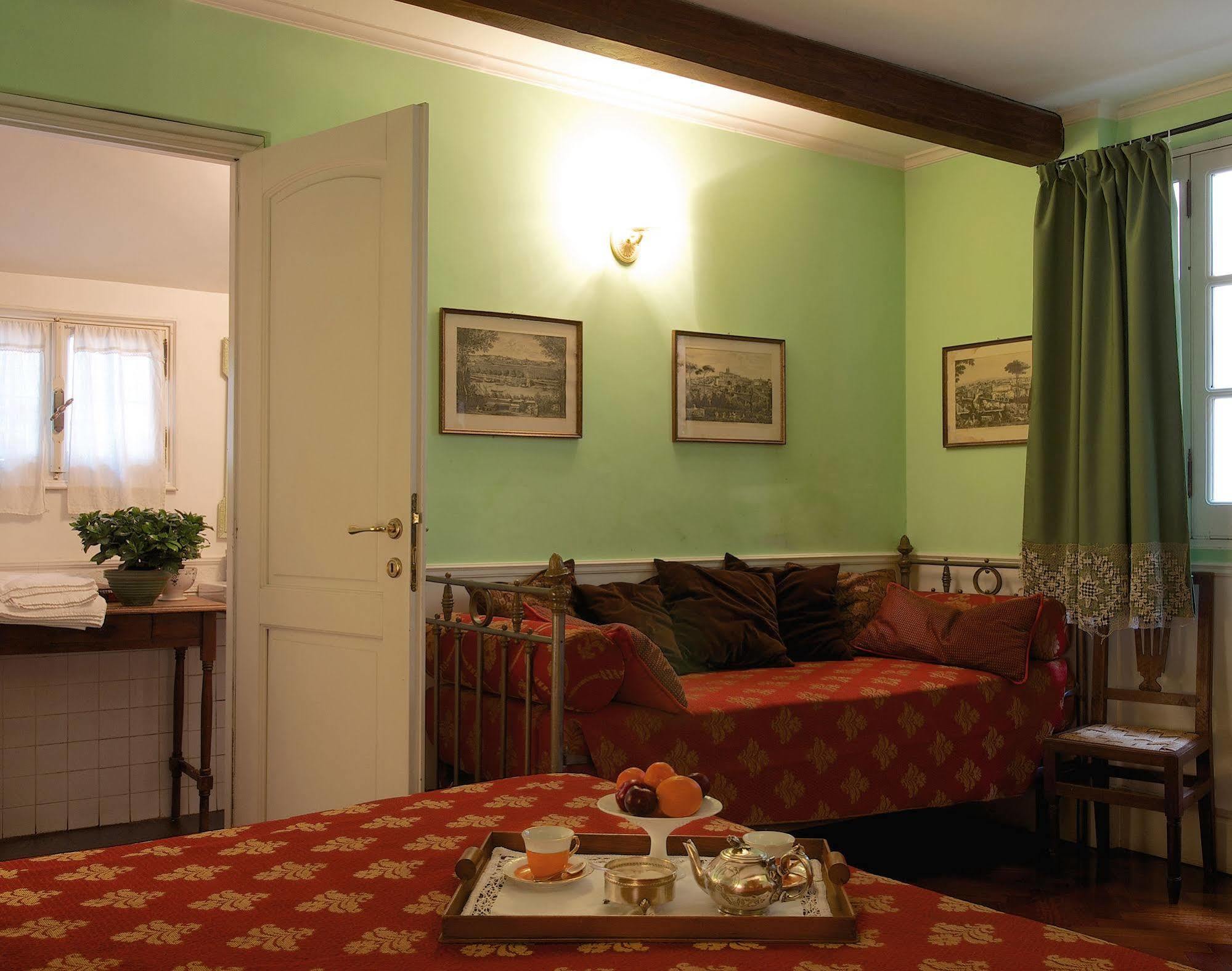 Arco Dei Tolomei Bed and breakfast Roma