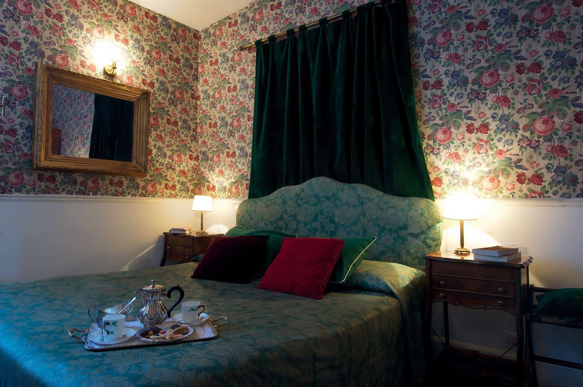 Arco Dei Tolomei Bed and breakfast Roma